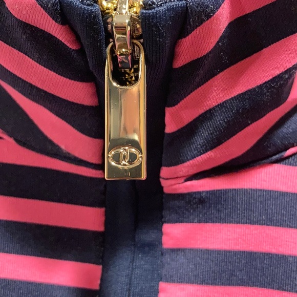 Tops - Picture 4 of 6